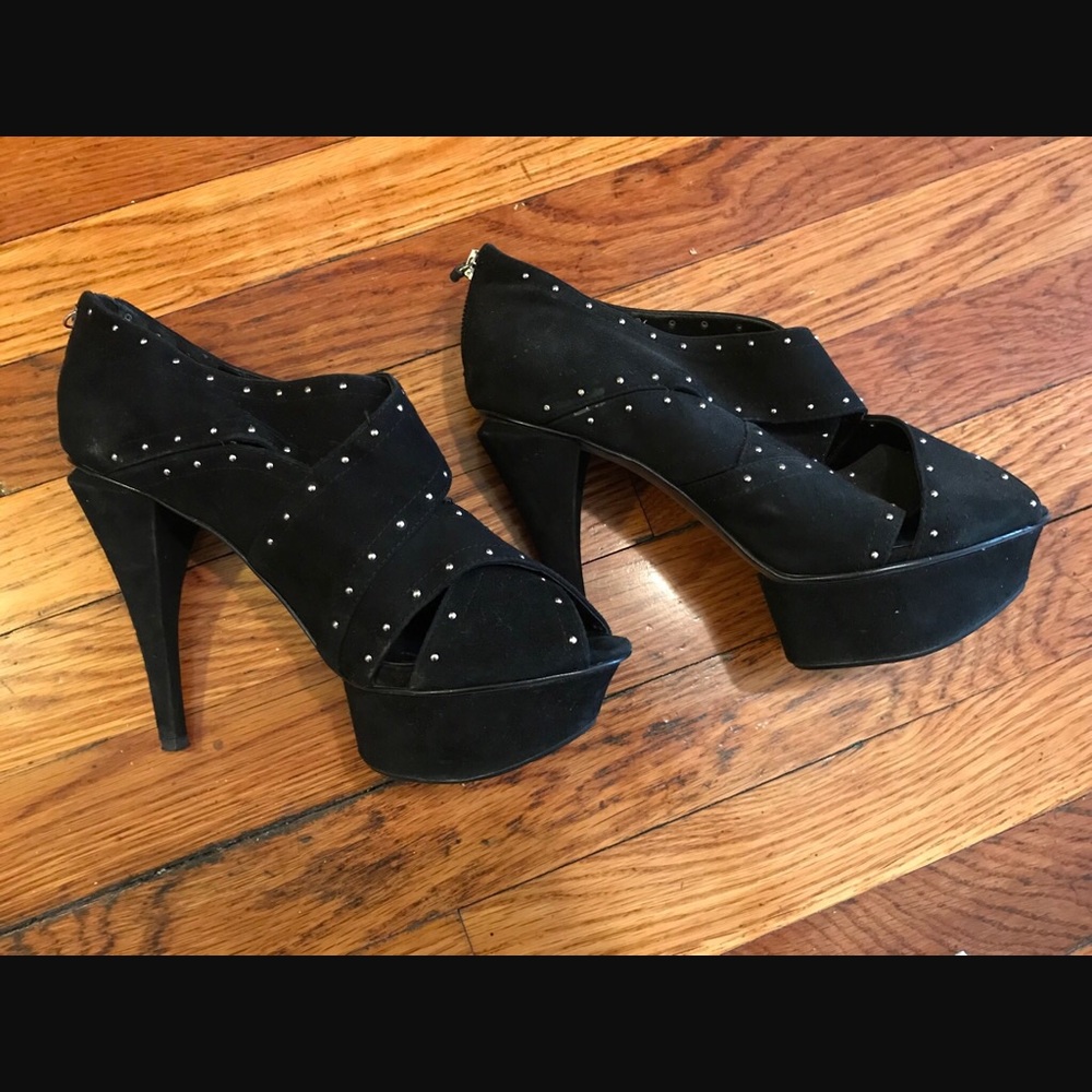 BCBGeneration platform sandals